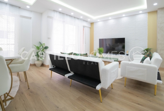Wiederverkauf - Wohnung - Torrevieja - Centro