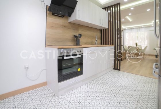 Wiederverkauf - Wohnung - Torrevieja - Centro