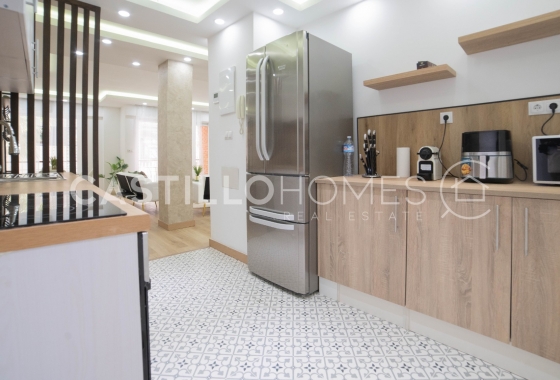 Wiederverkauf - Wohnung - Torrevieja - Centro