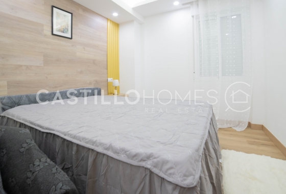 Wiederverkauf - Wohnung - Torrevieja - Centro