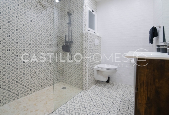 Wiederverkauf - Wohnung - Torrevieja - Centro