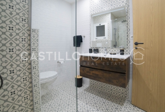 Wiederverkauf - Wohnung - Torrevieja - Centro