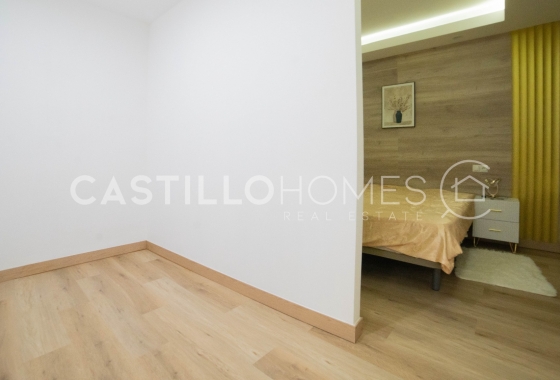 Wiederverkauf - Wohnung - Torrevieja - Centro