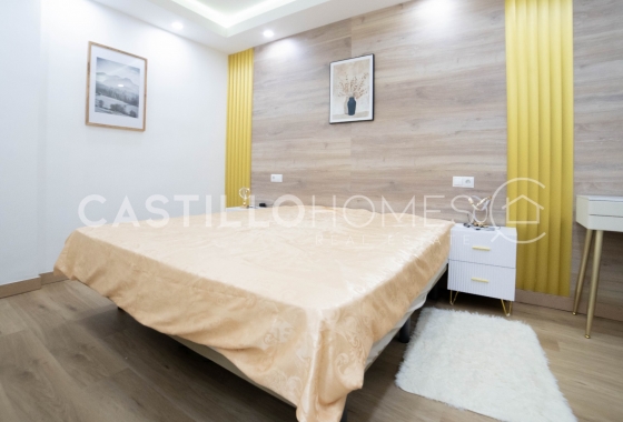 Wiederverkauf - Wohnung - Torrevieja - Centro