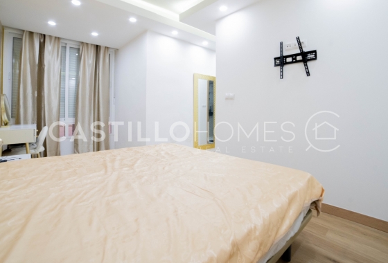 Wiederverkauf - Wohnung - Torrevieja - Centro