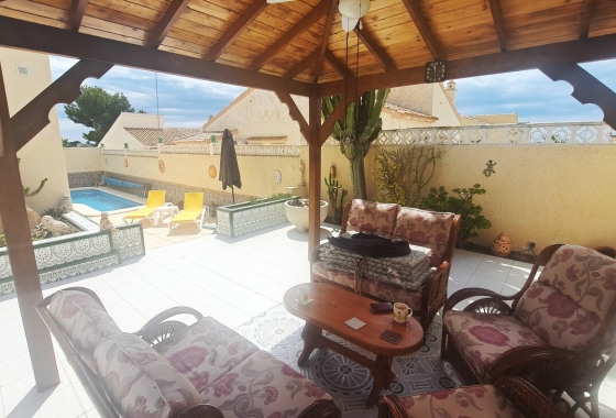 Herverkoop - Villa - Orihuela Costa - Costa Blanca