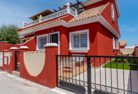 Перепродажа - Вилла - Orihuela Costa - Costa Blanca