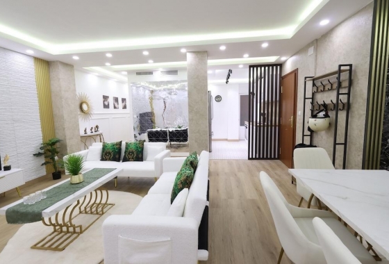 Resale - Apartment / flat - Torrevieja - Costa Blanca