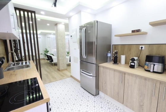Resale - Apartment / flat - Torrevieja - Costa Blanca
