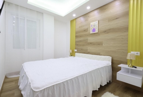 Resale - Apartment / flat - Torrevieja - Costa Blanca