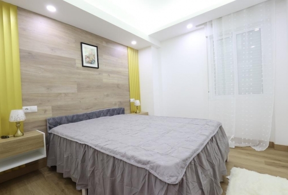 Resale - Apartment / flat - Torrevieja - Costa Blanca