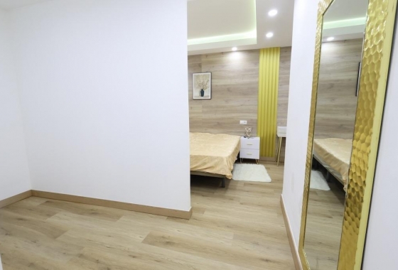 Resale - Apartment / flat - Torrevieja - Costa Blanca