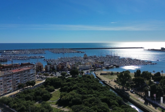 Resale - Apartment / flat - Torrevieja - Costa Blanca