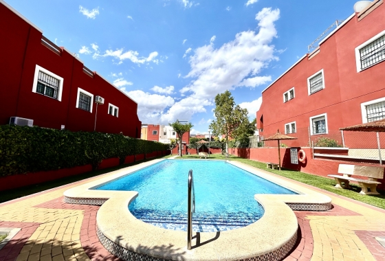 Resale - Apartment / flat - Torrevieja - Costa Blanca