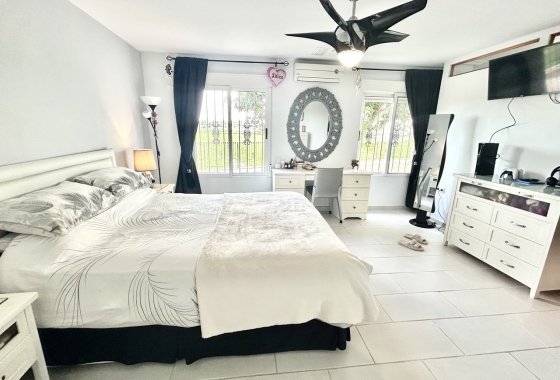 Resale - Villa - Catral - Costa Blanca