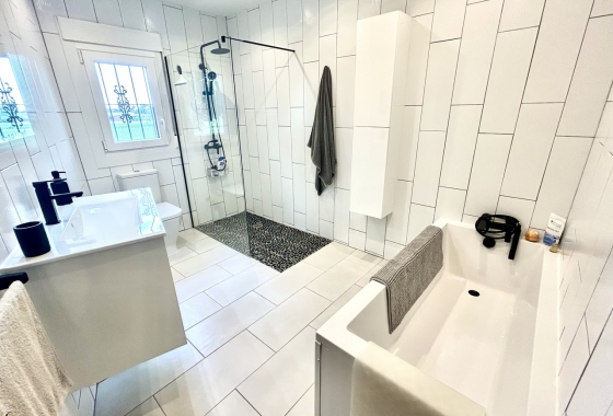 Resale - Villa - Catral - Costa Blanca