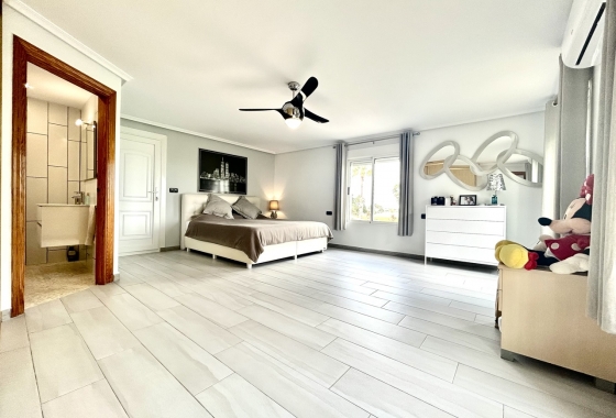 Resale - Villa - Catral - Costa Blanca