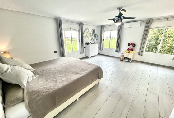 Resale - Villa - Catral - Costa Blanca