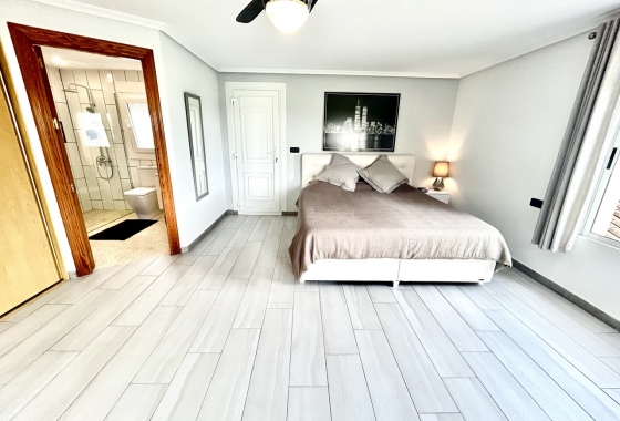 Resale - Villa - Catral - Costa Blanca