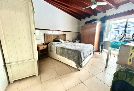 Resale - Villa - Catral - Costa Blanca