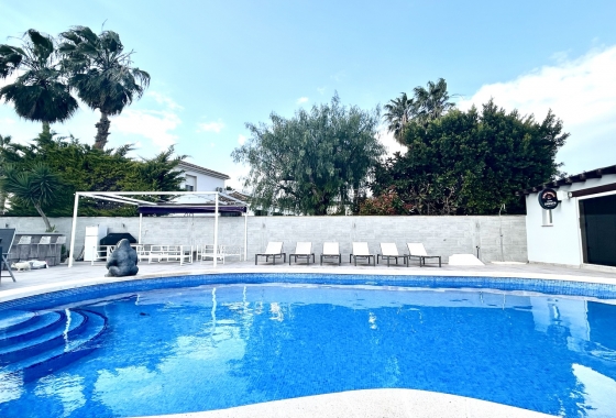 Resale - Villa - Catral - Costa Blanca