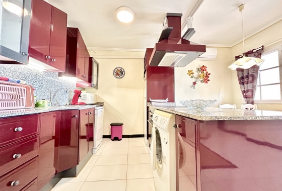 Resale - Apartment / flat - Torrevieja - Costa Blanca