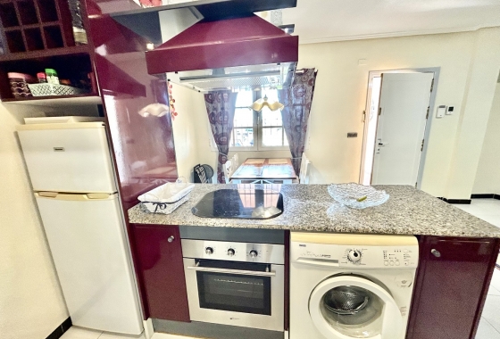 Resale - Apartment / flat - Torrevieja - Costa Blanca