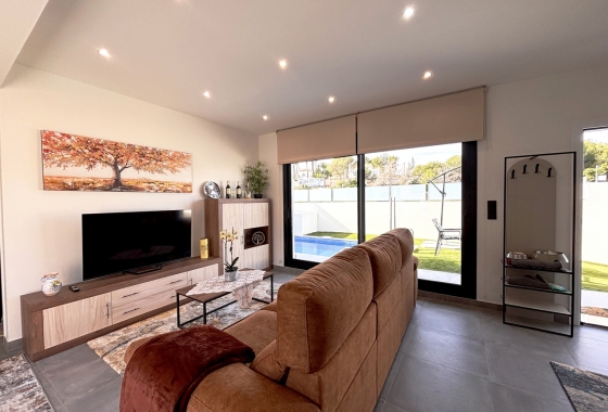 Revente - Villa - Orihuela Costa - Costa Blanca