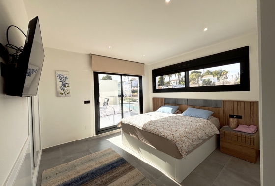 Revente - Villa - Orihuela Costa - Costa Blanca