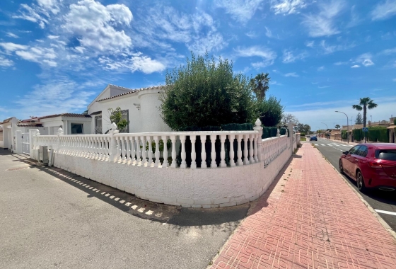Wiederverkauf - Villa - Orihuela Costa - La Florida