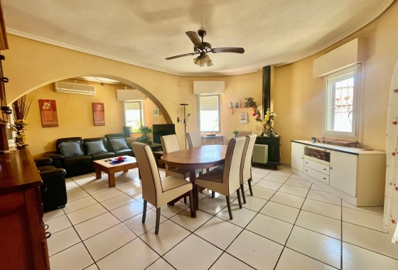 Wiederverkauf - Villa - Orihuela Costa - La Florida