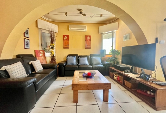 Wiederverkauf - Villa - Orihuela Costa - La Florida
