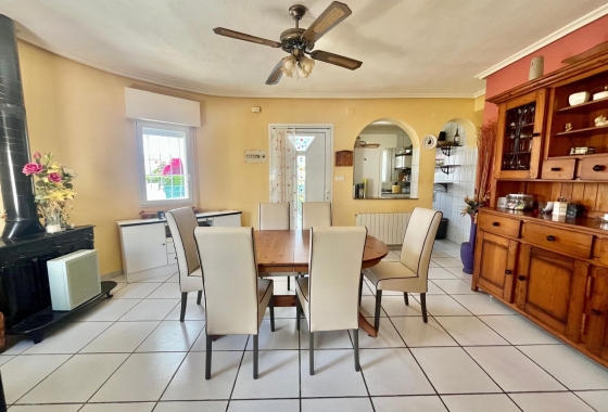 Wiederverkauf - Villa - Orihuela Costa - La Florida