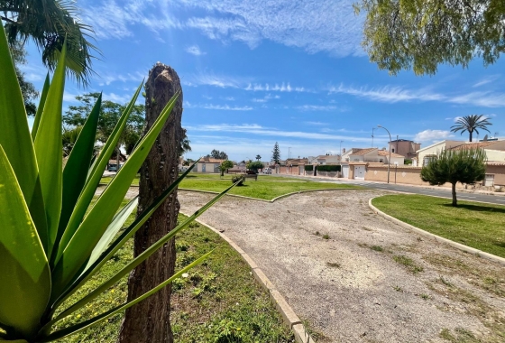 Wiederverkauf - Villa - Orihuela Costa - La Florida