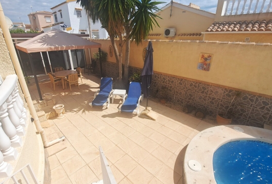 Herverkoop - Villa - Orihuela Costa - Costa Blanca
