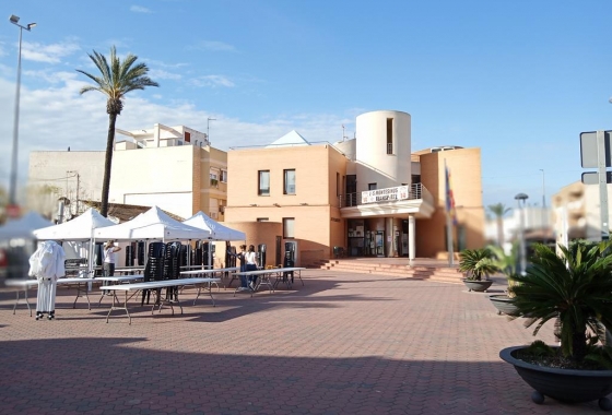 Resale - Townhouse - Los Montesinos - PUEBLO CENTRO