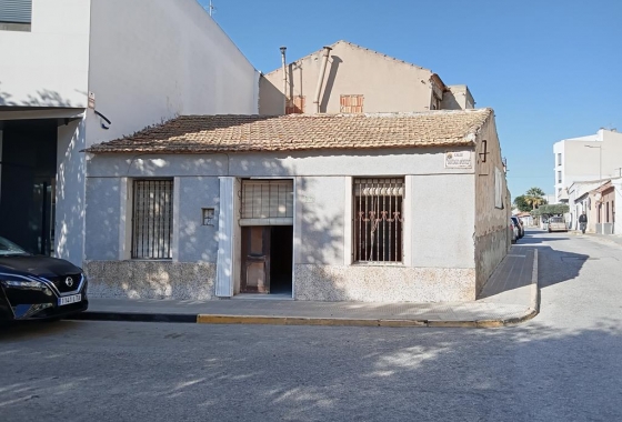 Resale - Townhouse - Los Montesinos