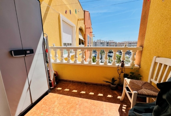 Resale - Apartment / flat - Guardamar del Segura - Pueblo