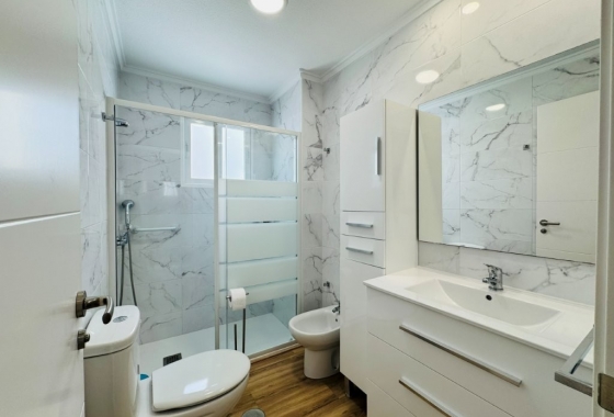 Resale - Apartment / flat - Guardamar del Segura - Pueblo