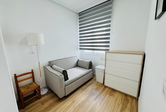 Resale - Apartment / flat - Guardamar del Segura - Pueblo