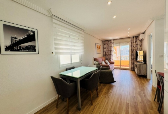 Resale - Apartment / flat - Guardamar del Segura - Pueblo