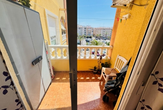 Resale - Apartment / flat - Guardamar del Segura - Pueblo