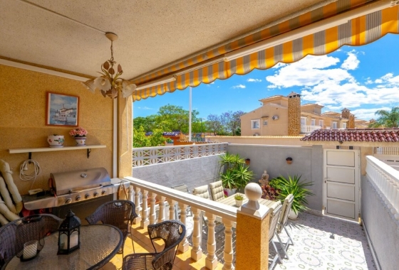 Revente - Maison de ville - Torrevieja - aguas nuevas