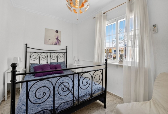 Revente - Maison de ville - Torrevieja - aguas nuevas