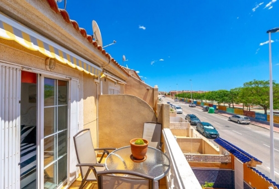 Revente - Maison de ville - Torrevieja - aguas nuevas