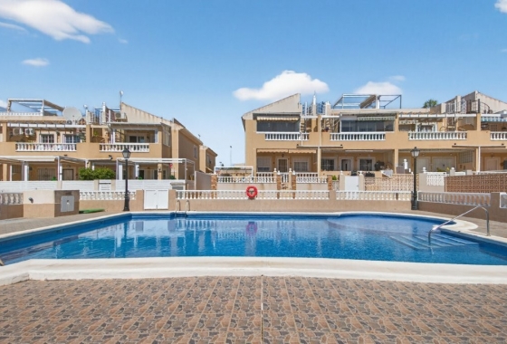 Revente - Maison de ville - Torrevieja - aguas nuevas