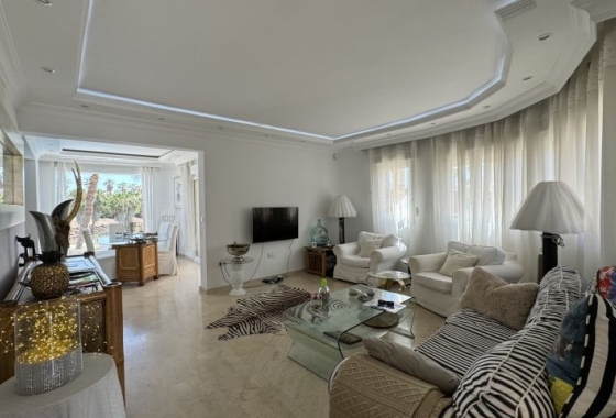 Revente - Villa - Orihuela Costa - Costa Blanca