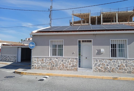 Resale - Townhouse - Los Montesinos - PUEBLO CENTRO