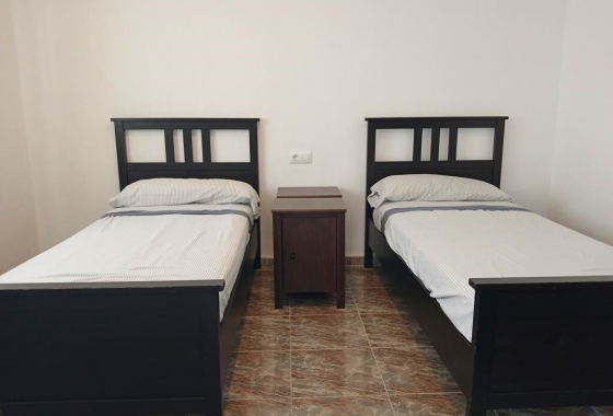 Resale - Townhouse - Los Montesinos - PUEBLO CENTRO