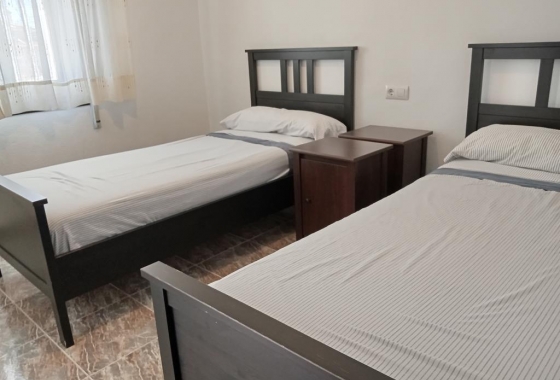 Resale - Townhouse - Los Montesinos - PUEBLO CENTRO